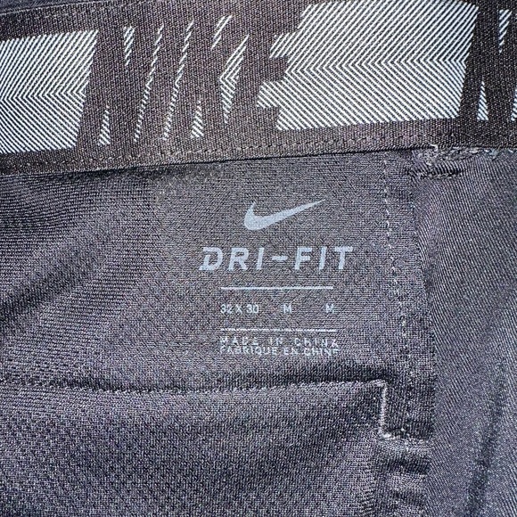 Nike Golf pants - Picture 2 of 2